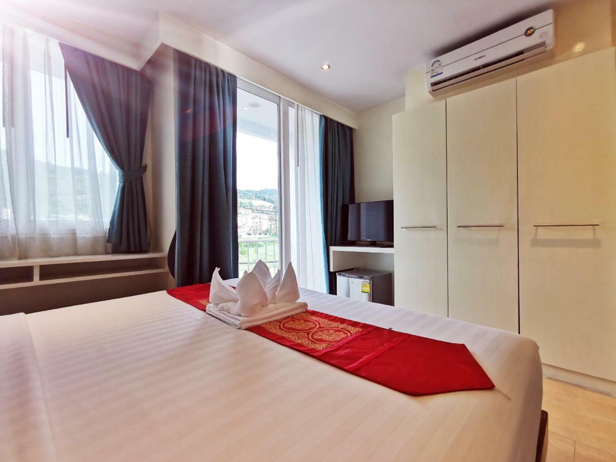 Paksaa Boutique Hotel Patong Exterior photo