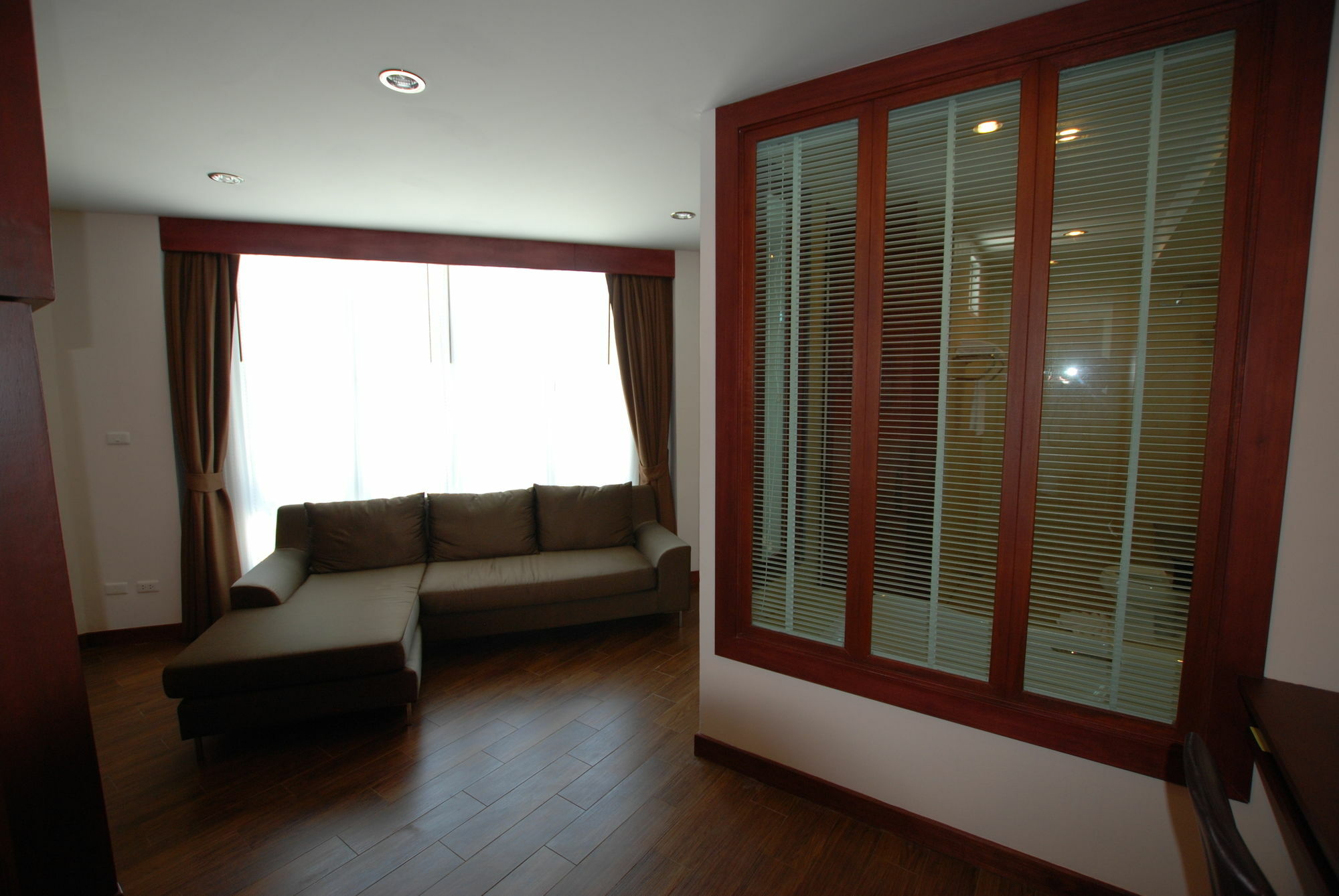 Paksaa Boutique Hotel Patong Exterior photo